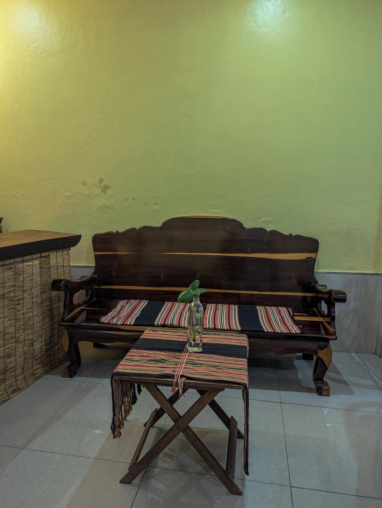 Non Pakse Hostel & Coffee House ภายนอก รูปภาพ