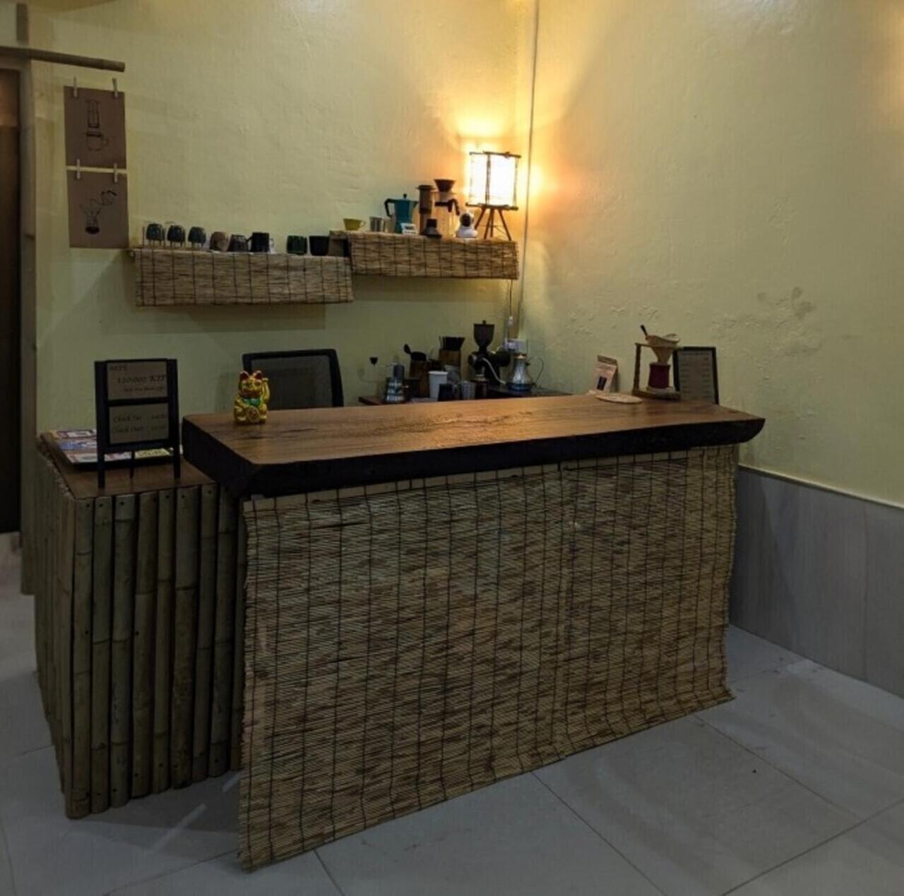 Non Pakse Hostel & Coffee House ภายนอก รูปภาพ